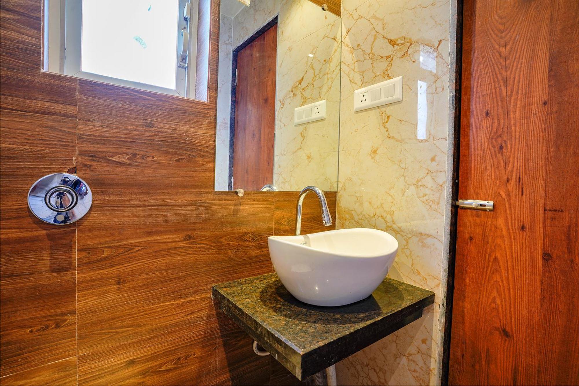 Fabexpress Super 7 Inn - Nr Rabale Station Navi Mumbai Ngoại thất bức ảnh