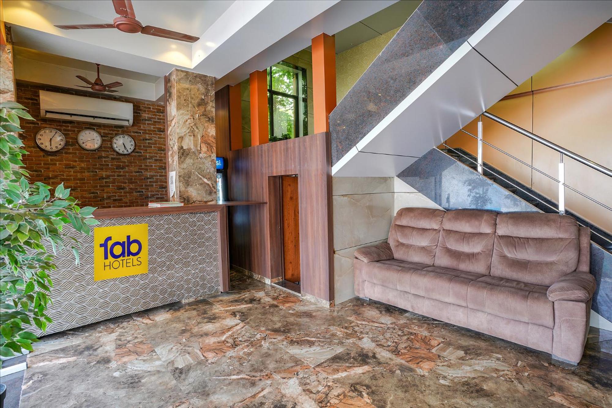 Fabexpress Super 7 Inn - Nr Rabale Station Navi Mumbai Ngoại thất bức ảnh