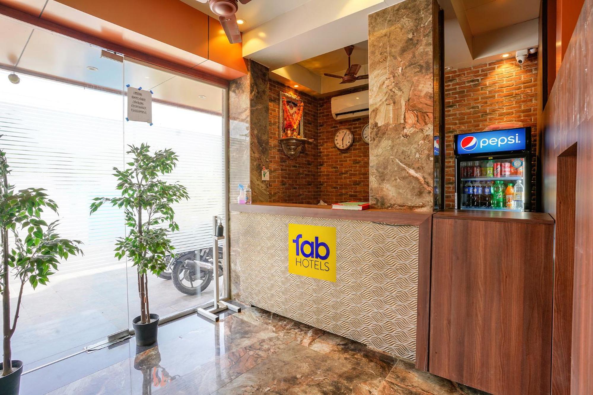 Fabexpress Super 7 Inn - Nr Rabale Station Navi Mumbai Ngoại thất bức ảnh