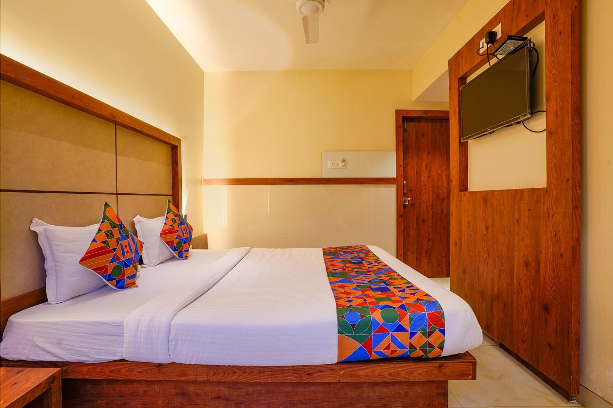 Fabexpress Super 7 Inn - Nr Rabale Station Navi Mumbai Ngoại thất bức ảnh