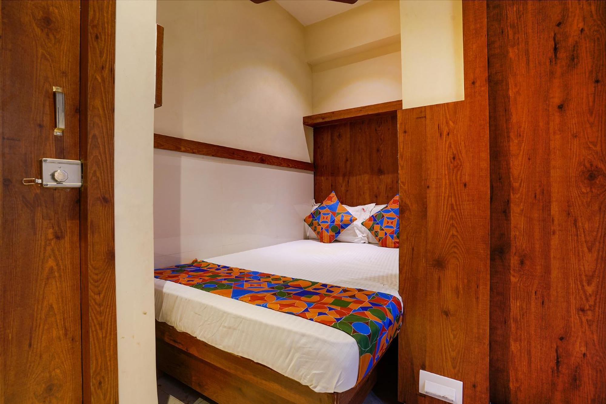 Fabexpress Super 7 Inn - Nr Rabale Station Navi Mumbai Ngoại thất bức ảnh