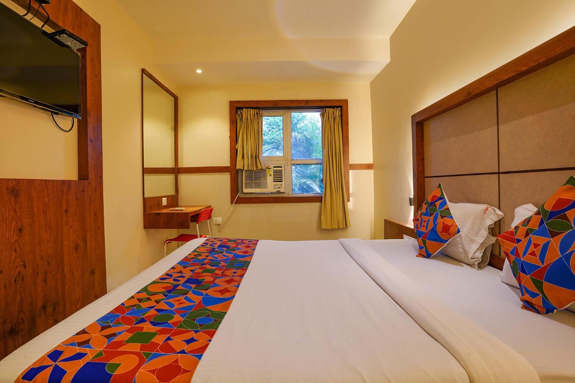 Fabexpress Super 7 Inn - Nr Rabale Station Navi Mumbai Ngoại thất bức ảnh