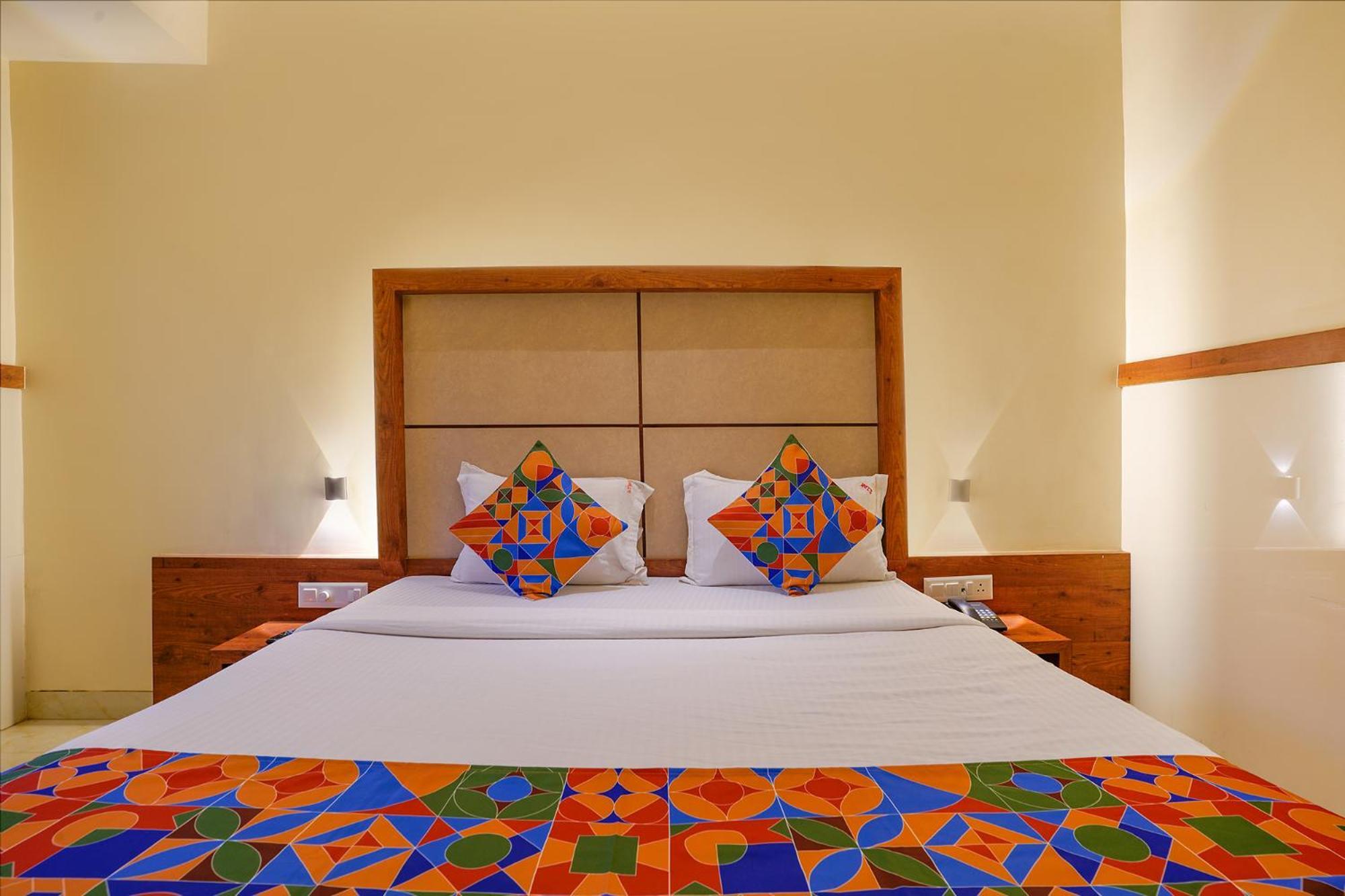 Fabexpress Super 7 Inn - Nr Rabale Station Navi Mumbai Ngoại thất bức ảnh