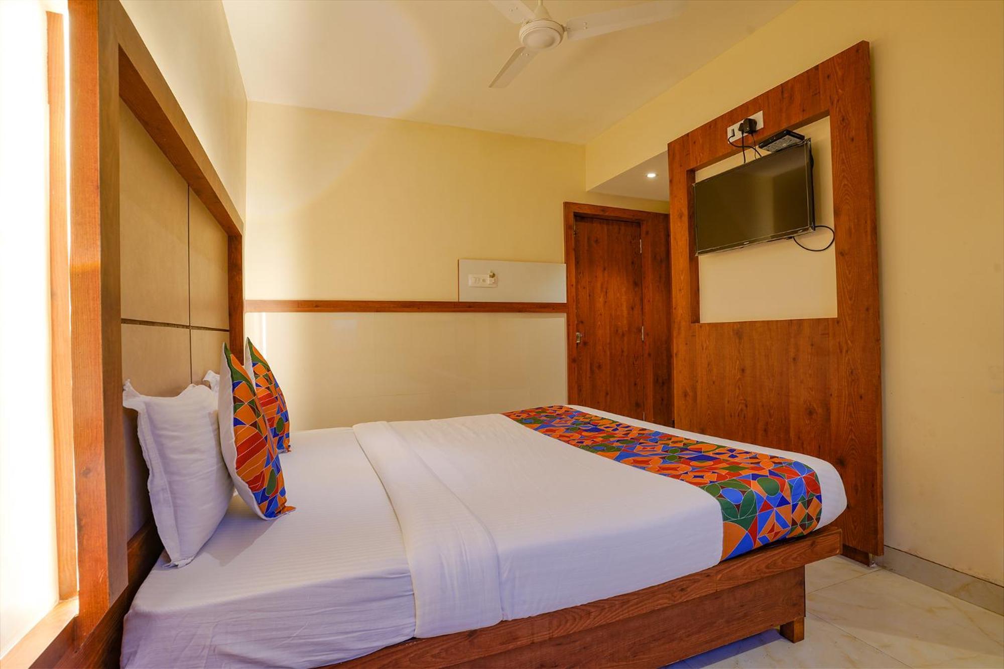 Fabexpress Super 7 Inn - Nr Rabale Station Navi Mumbai Ngoại thất bức ảnh